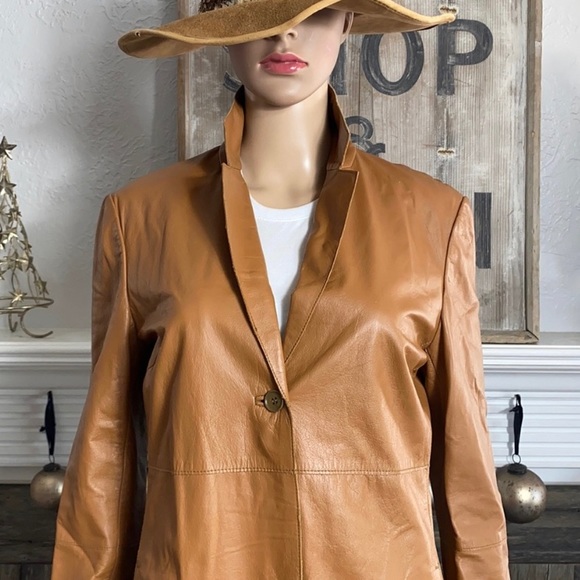 Gorgeous Kenneth Cole Leather Trench Coat - Picture 2 of 8